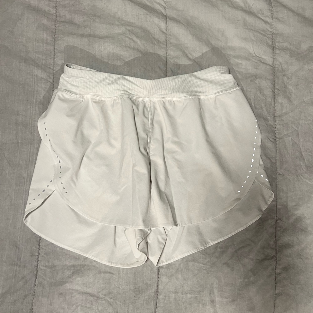 Lululemon find your pace shorts